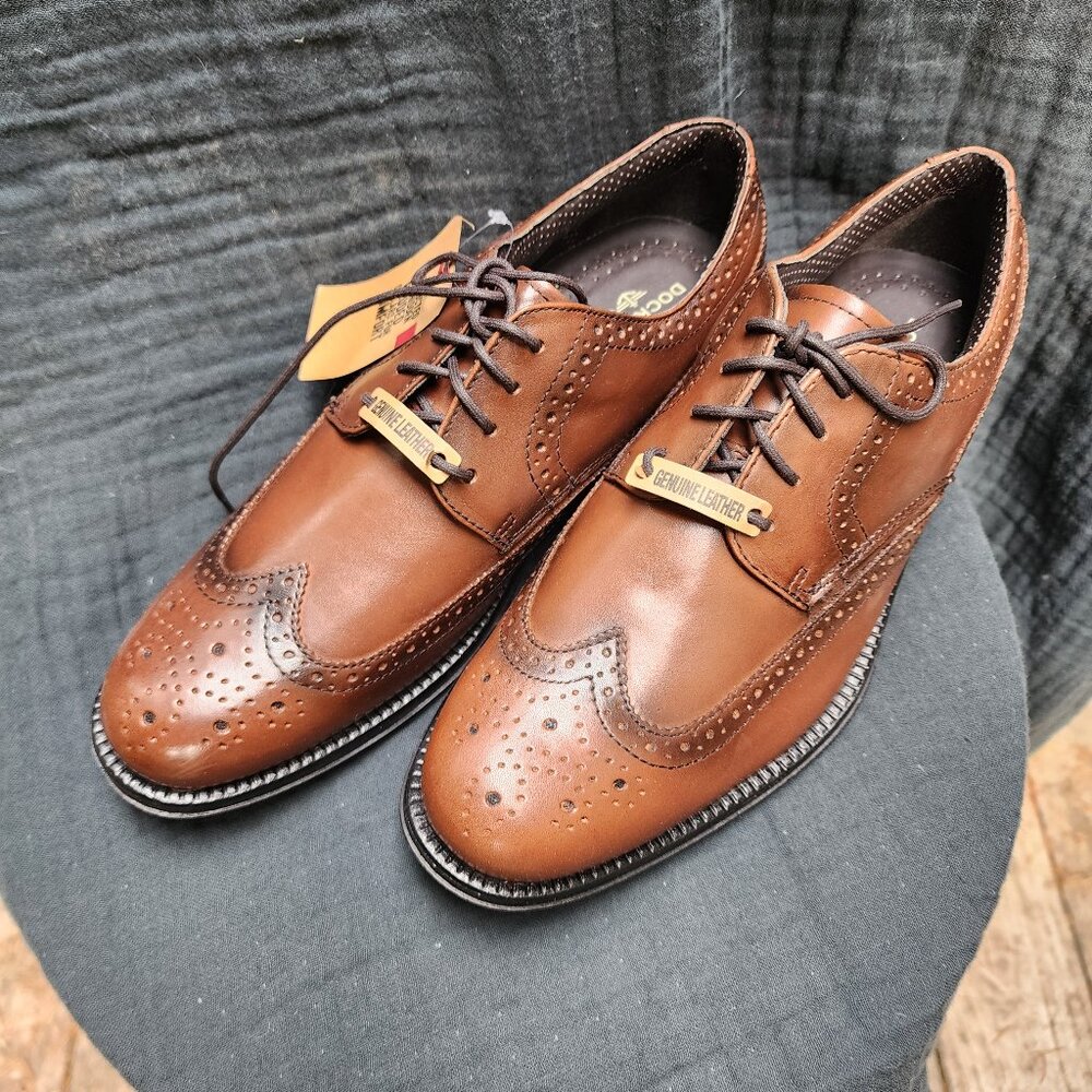 Dockers Wycliff dress shoes, men's size 8.5 NWT